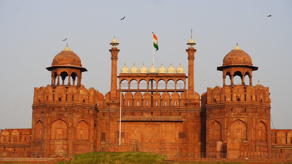 red red fort delhi image Positive Changes in the Financial Environment in India